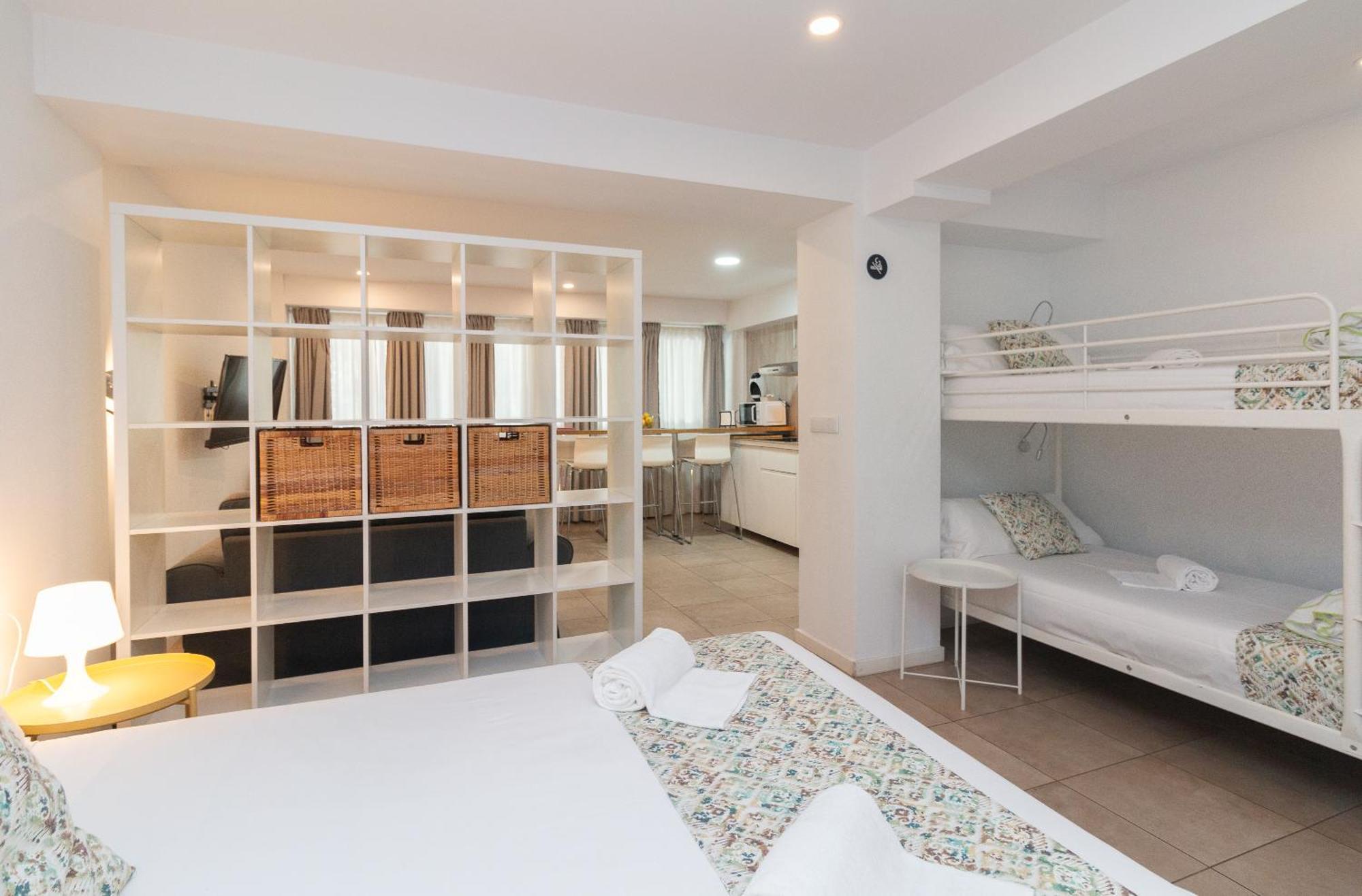Bet Apartments - Abastos Walencja Zewnętrze zdjęcie