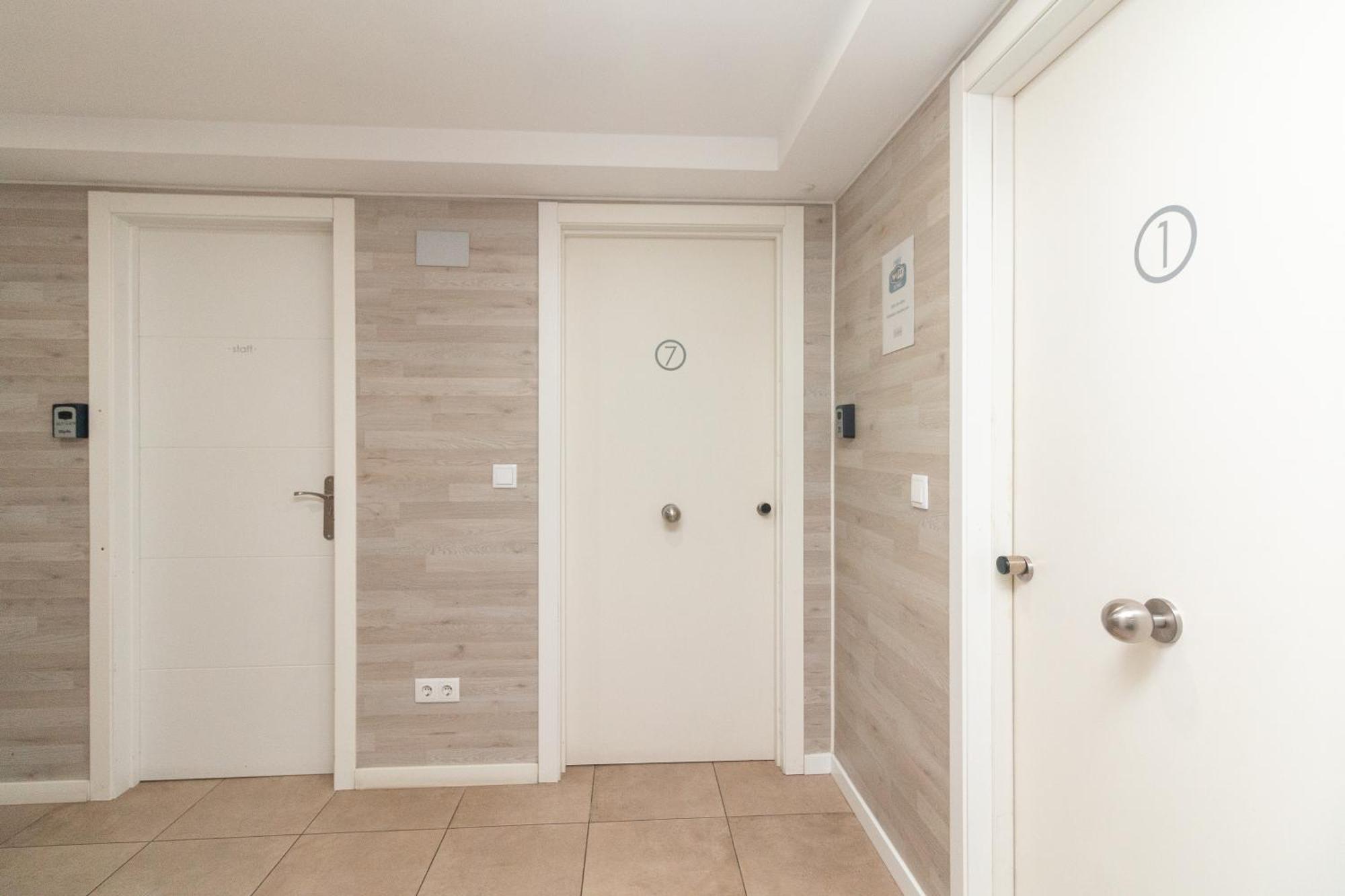 Bet Apartments - Abastos Walencja Zewnętrze zdjęcie